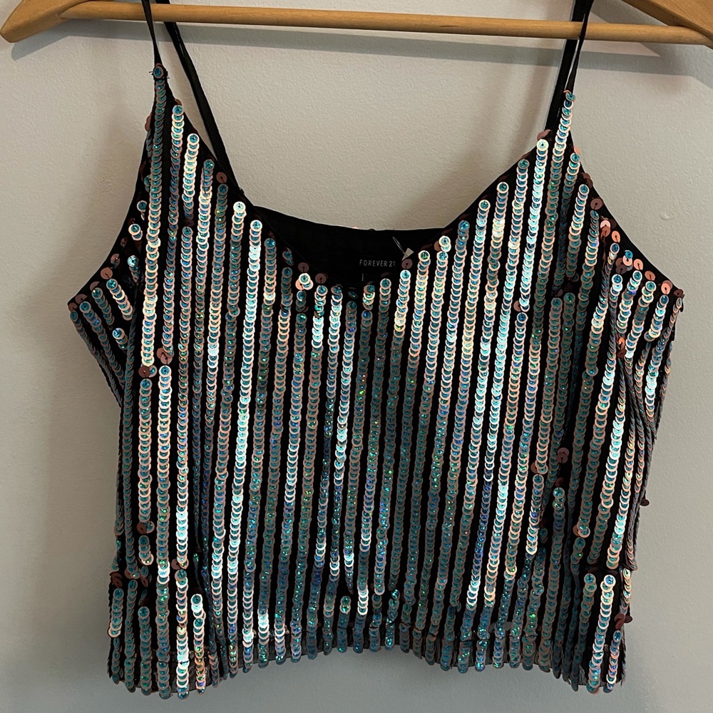 Forever 21 crop sequins tank top